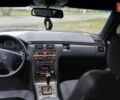 Чорний Мерседес Е-Клас, об'ємом двигуна 3.22 л та пробігом 390 тис. км за 3950 $, фото 10 на Automoto.ua
