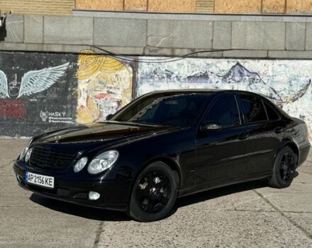 Черный Мерседес Е-Класс, объемом двигателя 1.8 л и пробегом 4 тыс. км за 6300 $, фото 1 на Automoto.ua