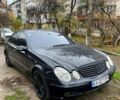 Черный Мерседес Е-Класс, объемом двигателя 3.2 л и пробегом 458 тыс. км за 5000 $, фото 2 на Automoto.ua