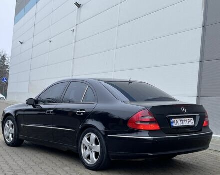 Черный Мерседес Е-Класс, объемом двигателя 2.4 л и пробегом 450 тыс. км за 4700 $, фото 4 на Automoto.ua