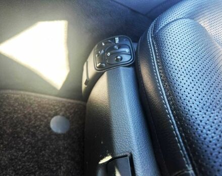 Чорний Мерседес Е-Клас, об'ємом двигуна 3.2 л та пробігом 170 тис. км за 8500 $, фото 15 на Automoto.ua