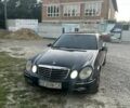 Черный Мерседес Е-Класс, объемом двигателя 2.4 л и пробегом 370 тыс. км за 3950 $, фото 1 на Automoto.ua