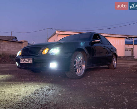 Черный Мерседес Е-Класс, объемом двигателя 2.7 л и пробегом 400 тыс. км за 7299 $, фото 13 на Automoto.ua