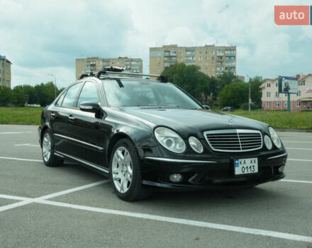 Черный Мерседес Е-Класс, объемом двигателя 4.97 л и пробегом 300 тыс. км за 9300 $, фото 6 на Automoto.ua