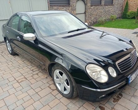 Черный Мерседес Е-Класс, объемом двигателя 2.7 л и пробегом 450 тыс. км за 7000 $, фото 6 на Automoto.ua