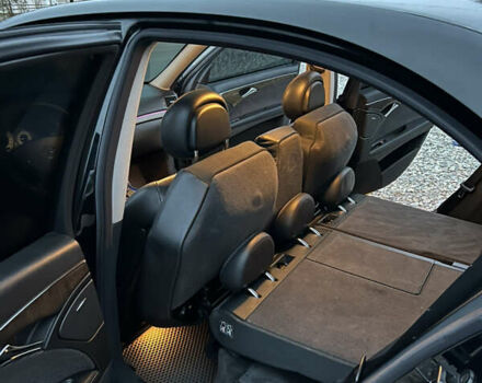 Чорний Мерседес Е-Клас, об'ємом двигуна 2.69 л та пробігом 314 тис. км за 7500 $, фото 31 на Automoto.ua