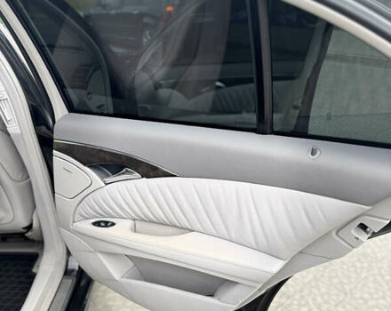 Чорний Мерседес Е-Клас, об'ємом двигуна 2.69 л та пробігом 382 тис. км за 8200 $, фото 10 на Automoto.ua