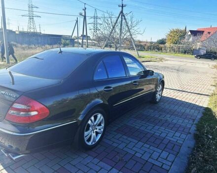 Чорний Мерседес Е-Клас, об'ємом двигуна 3.2 л та пробігом 170 тис. км за 8500 $, фото 2 на Automoto.ua