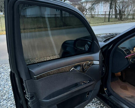 Чорний Мерседес Е-Клас, об'ємом двигуна 2.69 л та пробігом 314 тис. км за 7500 $, фото 21 на Automoto.ua