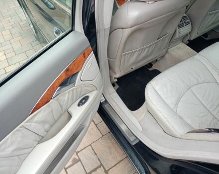 Черный Мерседес Е-Класс, объемом двигателя 2.7 л и пробегом 450 тыс. км за 7000 $, фото 5 на Automoto.ua