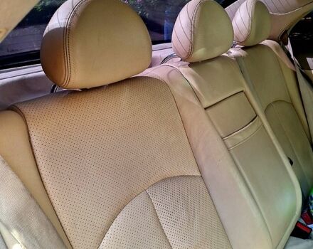 Черный Мерседес Е-Класс, объемом двигателя 3.2 л и пробегом 241 тыс. км за 5800 $, фото 4 на Automoto.ua