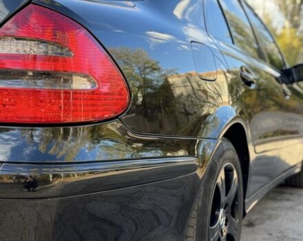 Мерседес Е-Класс 2002 в Днепре (Днепропетровске) на Automoto.ua Черный Мерседес Е-Класс, объемом двигателя 1.8 л и пробегом 250 тыс. км за 5999 $, фото 5 на Automoto.ua