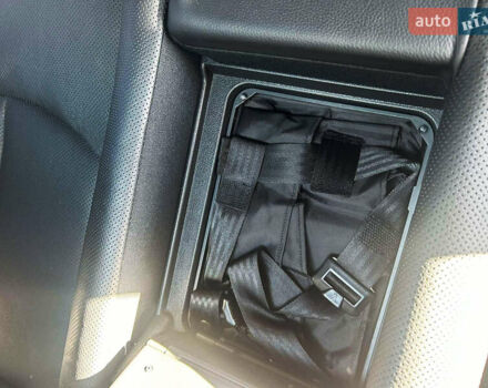 Чорний Мерседес Е-Клас, об'ємом двигуна 3.2 л та пробігом 170 тис. км за 8500 $, фото 11 на Automoto.ua