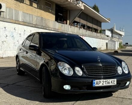 Черный Мерседес Е-Класс, объемом двигателя 1.8 л и пробегом 4 тыс. км за 6300 $, фото 3 на Automoto.ua