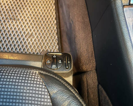 Чорний Мерседес Е-Клас, об'ємом двигуна 2.69 л та пробігом 314 тис. км за 7500 $, фото 17 на Automoto.ua