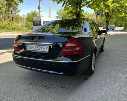 Черный Мерседес Е-Класс, объемом двигателя 2.4 л и пробегом 299 тыс. км за 6500 $, фото 11 на Automoto.ua