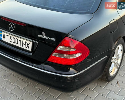 Чорний Мерседес Е-Клас, об'ємом двигуна 3.2 л та пробігом 309 тис. км за 4600 $, фото 9 на Automoto.ua