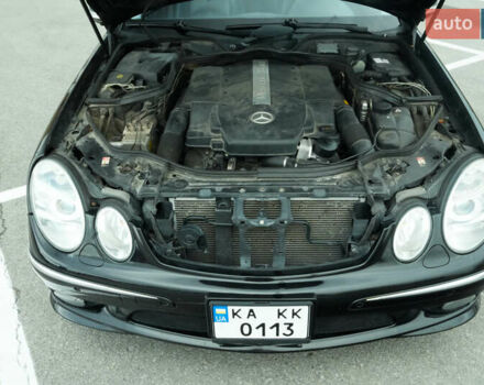 Черный Мерседес Е-Класс, объемом двигателя 4.97 л и пробегом 300 тыс. км за 9300 $, фото 14 на Automoto.ua