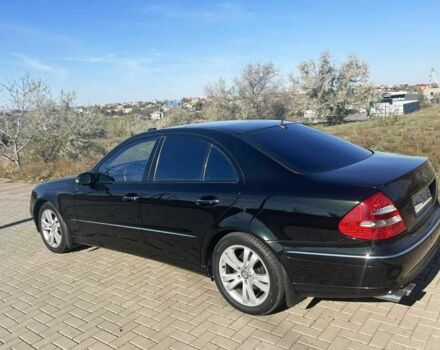 Чорний Мерседес Е-Клас, об'ємом двигуна 3.2 л та пробігом 170 тис. км за 8500 $, фото 4 на Automoto.ua