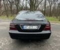 Черный Мерседес Е-Класс, объемом двигателя 2.7 л и пробегом 326 тыс. км за 6000 $, фото 3 на Automoto.ua