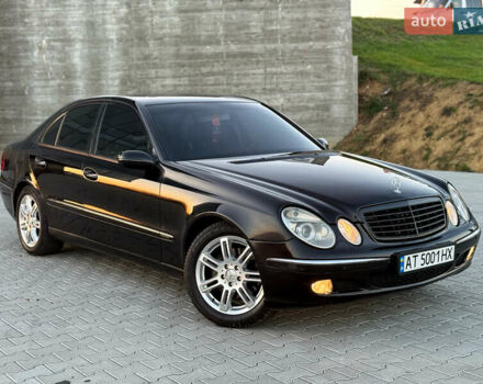 Чорний Мерседес Е-Клас, об'ємом двигуна 3.2 л та пробігом 309 тис. км за 4600 $, фото 15 на Automoto.ua