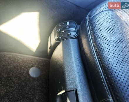 Чорний Мерседес Е-Клас, об'ємом двигуна 3.2 л та пробігом 170 тис. км за 8500 $, фото 15 на Automoto.ua