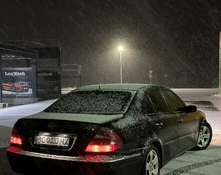 Чорний Мерседес Е-Клас, об'ємом двигуна 2.69 л та пробігом 382 тис. км за 8200 $, фото 14 на Automoto.ua