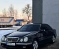 Черный Мерседес Е-Класс, объемом двигателя 2.15 л и пробегом 300 тыс. км за 5600 $, фото 1 на Automoto.ua