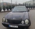 Чорний Мерседес Е-Клас, об'ємом двигуна 3.2 л та пробігом 400 тис. км за 5800 $, фото 1 на Automoto.ua