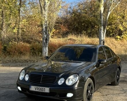 Мерседес Е-Класс 2002 в Днепре (Днепропетровске) на Automoto.ua Черный Мерседес Е-Класс, объемом двигателя 1.8 л и пробегом 250 тыс. км за 5999 $, фото 2 на Automoto.ua