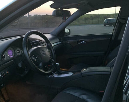 Чорний Мерседес Е-Клас, об'ємом двигуна 2.7 л та пробігом 400 тис. км за 3400 $, фото 10 на Automoto.ua