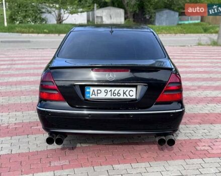 Черный Мерседес Е-Класс, объемом двигателя 2.6 л и пробегом 380 тыс. км за 4999 $, фото 7 на Automoto.ua