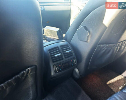 Чорний Мерседес Е-Клас, об'ємом двигуна 3.2 л та пробігом 170 тис. км за 8500 $, фото 9 на Automoto.ua