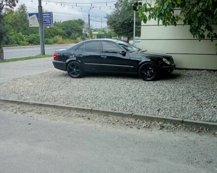 Черный Мерседес Е-Класс, объемом двигателя 0 л и пробегом 264 тыс. км за 5600 $, фото 1 на Automoto.ua