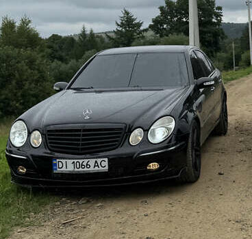 Чорний Мерседес Е-Клас, об'ємом двигуна 3.2 л та пробігом 350 тис. км за 7800 $, фото 7 на Automoto.ua
