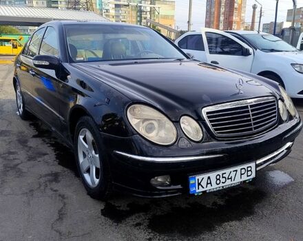 Черный Мерседес Е-Класс, объемом двигателя 2.7 л и пробегом 413 тыс. км за 4950 $, фото 4 на Automoto.ua