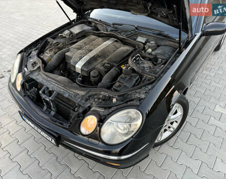 Чорний Мерседес Е-Клас, об'ємом двигуна 3.2 л та пробігом 309 тис. км за 4600 $, фото 36 на Automoto.ua