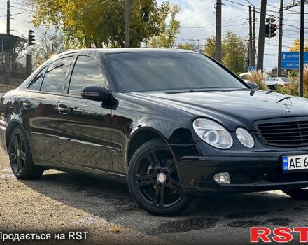 Мерседес Е-Клас 2002 у Кривому Розі на Automoto.ua Чорний Мерседес Е-Клас, об'ємом двигуна 2.6 л та пробігом 307 тис. км за 6500 $, фото 2 на Automoto.ua