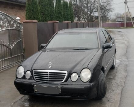 Чорний Мерседес Е-Клас, об'ємом двигуна 0 л та пробігом 380 тис. км за 3900 $, фото 3 на Automoto.ua