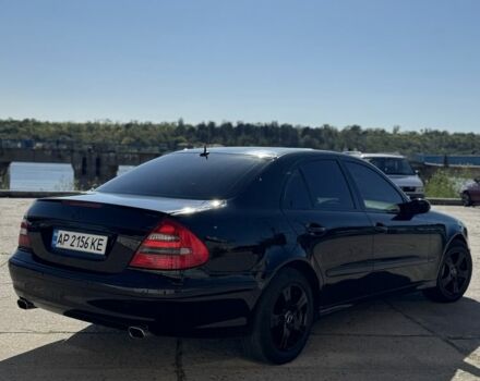 Черный Мерседес Е-Класс, объемом двигателя 1.8 л и пробегом 4 тыс. км за 6300 $, фото 4 на Automoto.ua