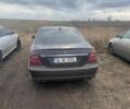 Черный Мерседес Е-Класс, объемом двигателя 3.2 л и пробегом 300 тыс. км за 5211 $, фото 2 на Automoto.ua