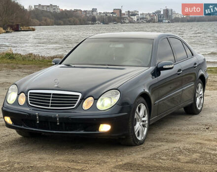 Черный Мерседес Е-Класс, объемом двигателя 2.7 л и пробегом 400 тыс. км за 6900 $, фото 3 на Automoto.ua
