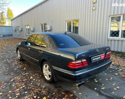 Черный Мерседес Е-Класс, объемом двигателя 2.8 л и пробегом 241 тыс. км за 8490 $, фото 6 на Automoto.ua