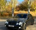 Черный Мерседес Е-Класс, объемом двигателя 1.8 л и пробегом 250 тыс. км за 5999 $, фото 2 на Automoto.ua