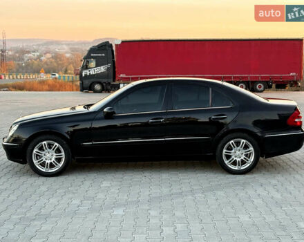 Чорний Мерседес Е-Клас, об'ємом двигуна 3.2 л та пробігом 309 тис. км за 4600 $, фото 4 на Automoto.ua
