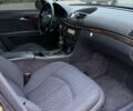 Черный Мерседес Е-Класс, объемом двигателя 2.1 л и пробегом 359 тыс. км за 6600 $, фото 12 на Automoto.ua