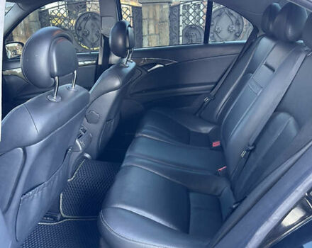 Чорний Мерседес Е-Клас, об'ємом двигуна 2.15 л та пробігом 289 тис. км за 6300 $, фото 20 на Automoto.ua