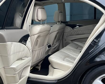 Черный Мерседес Е-Класс, объемом двигателя 2.4 л и пробегом 450 тыс. км за 4700 $, фото 8 на Automoto.ua