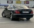 Черный Мерседес Е-Класс, объемом двигателя 3.2 л и пробегом 243 тыс. км за 4699 $, фото 4 на Automoto.ua