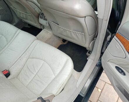 Черный Мерседес Е-Класс, объемом двигателя 2.7 л и пробегом 450 тыс. км за 7000 $, фото 4 на Automoto.ua